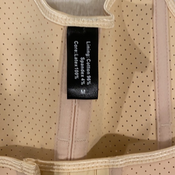 Brand new only tried on and did not fit. Too small for me!!! - Picture 3 of 4